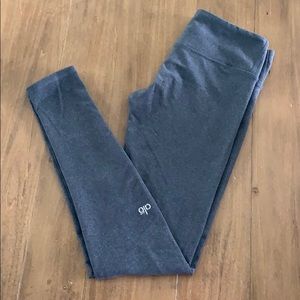 Alo yoga pants (small)